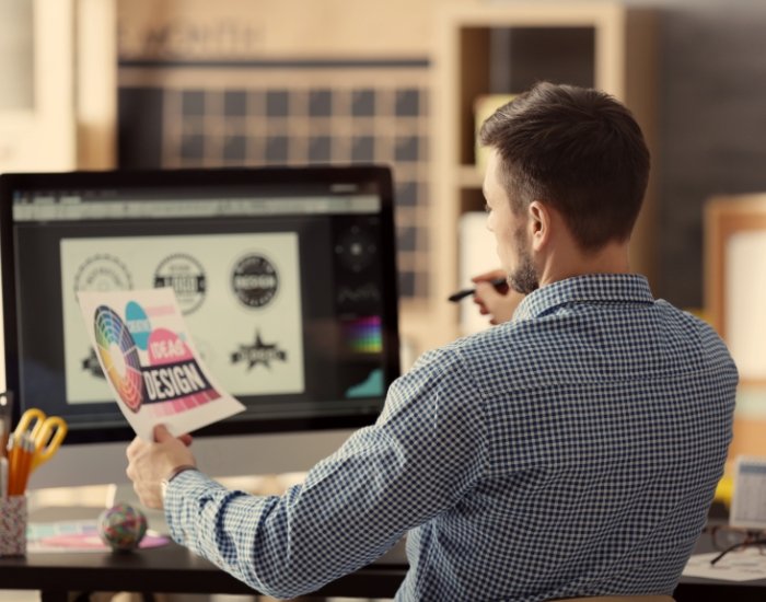 Top 5 Mistakes When Choosing a Logo Designer